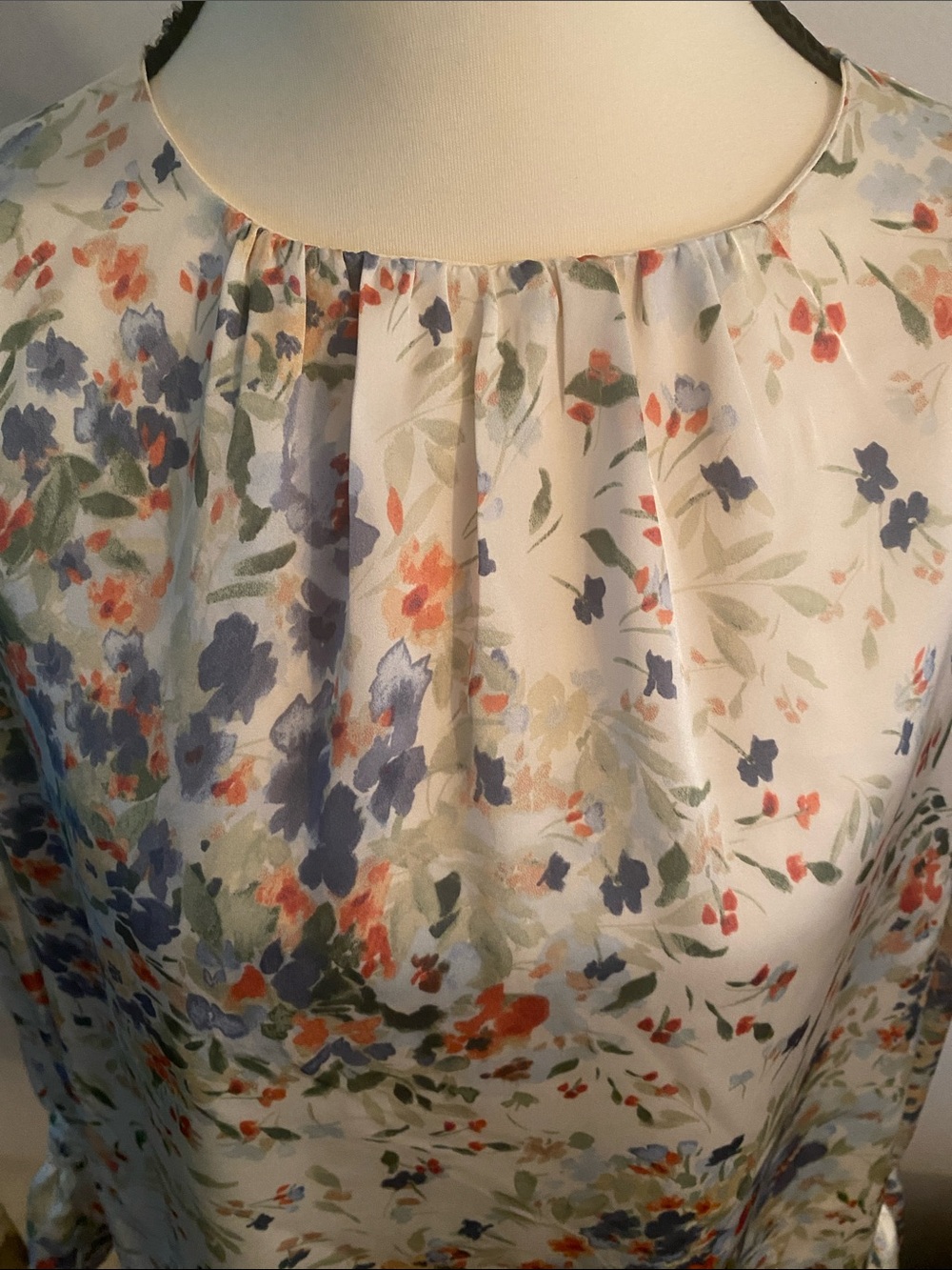CECE NWT lined blouse size medium - Picture 2 of 9